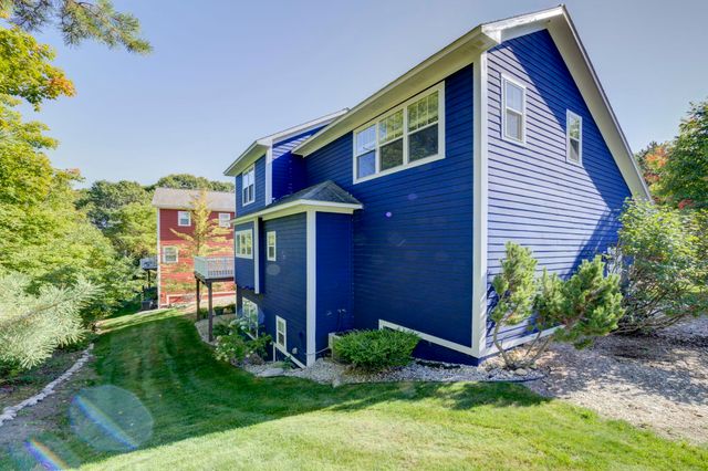 10579 Camrose Circle, Traverse City, MI 49684