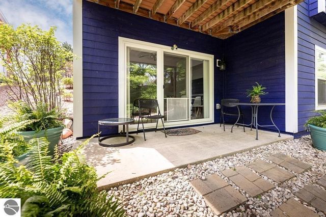 10579 Camrose Circle, Traverse City, MI 49684