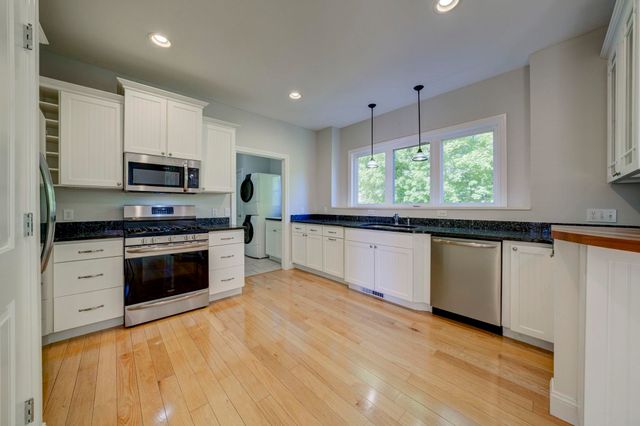 10579 Camrose Circle, Traverse City, MI 49684