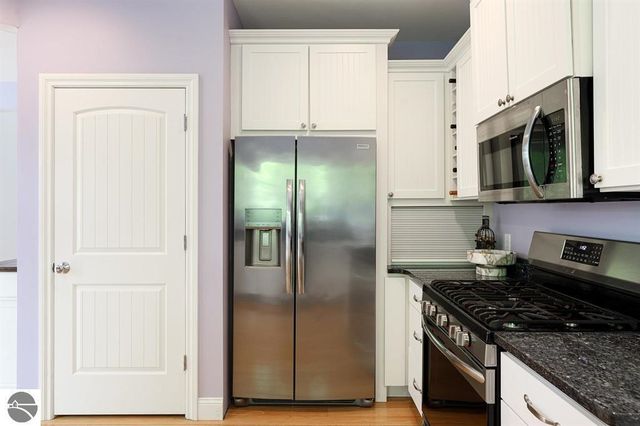 10579 Camrose Circle, Traverse City, MI 49684