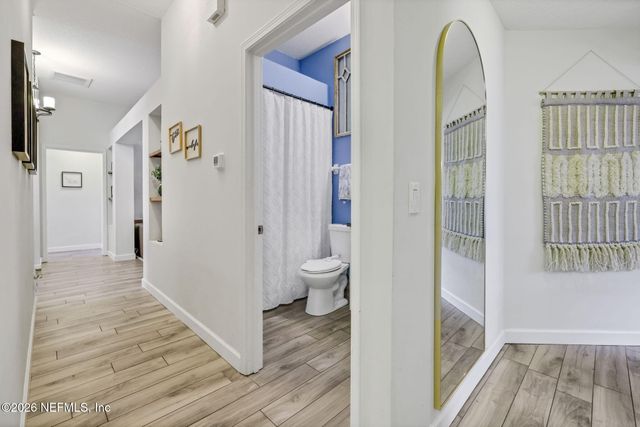 9204 CAMSHIRE Drive, Jacksonville, FL 32244