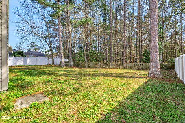 9204 CAMSHIRE Drive, Jacksonville, FL 32244