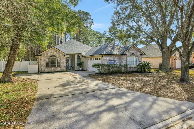 9204 CAMSHIRE Drive, Jacksonville, FL 32244