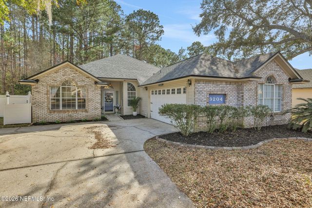 9204 CAMSHIRE Drive, Jacksonville, FL 32244