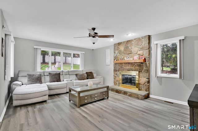 11 Kupchunos Road, South Windsor, CT 06074