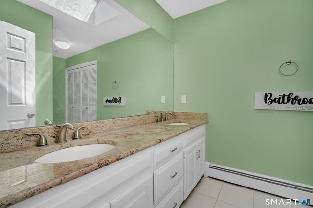 11 Kupchunos Road, South Windsor, CT 06074