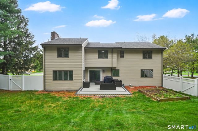 11 Kupchunos Road, South Windsor, CT 06074