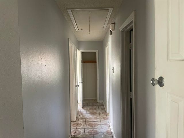 7301 Dogwood Dr, New Orleans, LA 70126