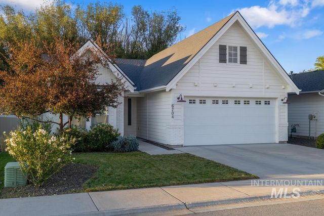 6704 W Hammermill Dr, Boise, ID 83714