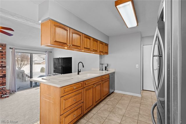 10212 Vienna Drive, Parma, OH 44130