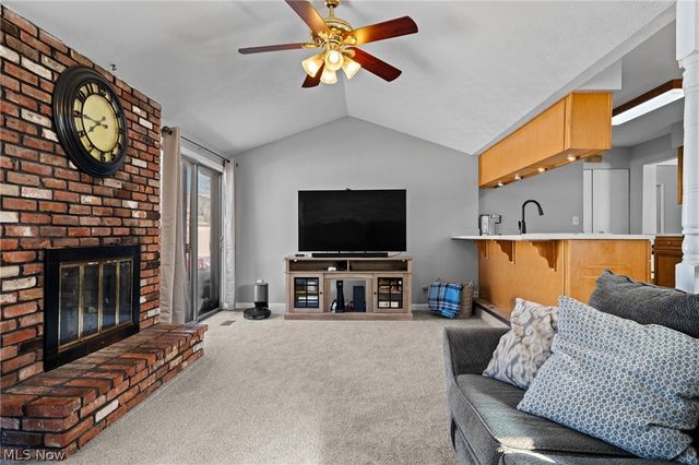 10212 Vienna Drive, Parma, OH 44130