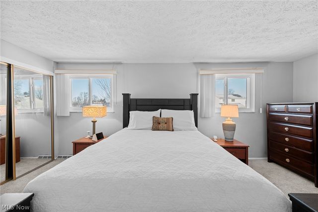 10212 Vienna Drive, Parma, OH 44130