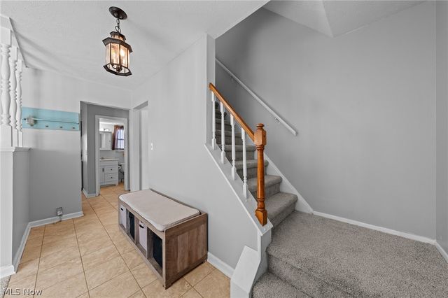 10212 Vienna Drive, Parma, OH 44130