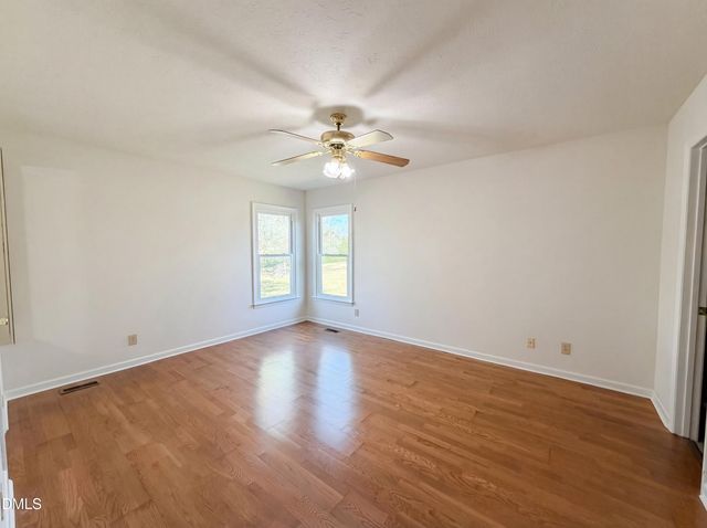 3209 County Line Road, Fayetteville, NC 28306