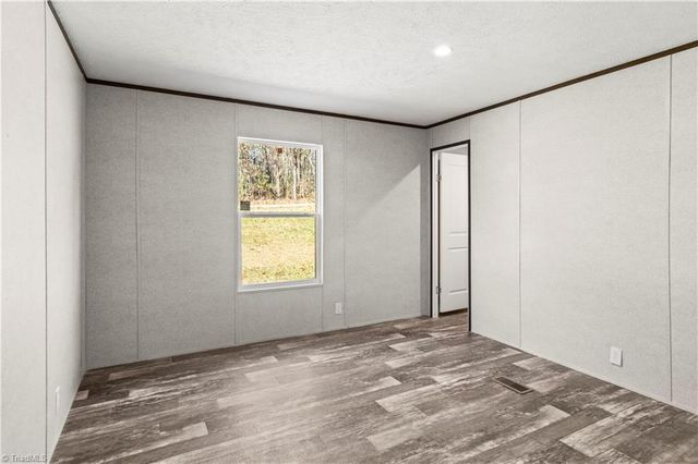 251 Center Lane, Thurmond, NC 28683