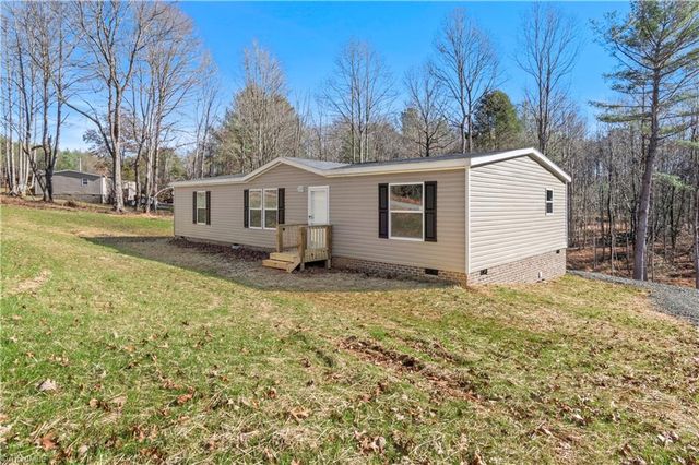 251 Center Lane, Thurmond, NC 28683