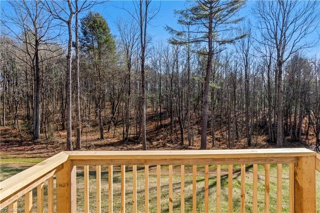 251 Center Lane, Thurmond, NC 28683