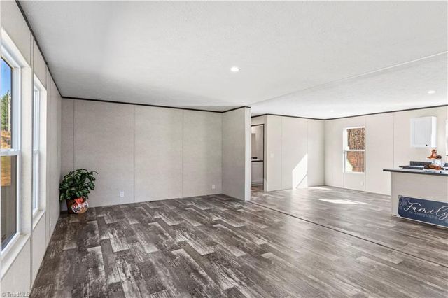 251 Center Lane, Thurmond, NC 28683