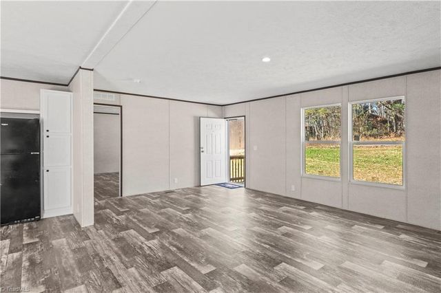 251 Center Lane, Thurmond, NC 28683