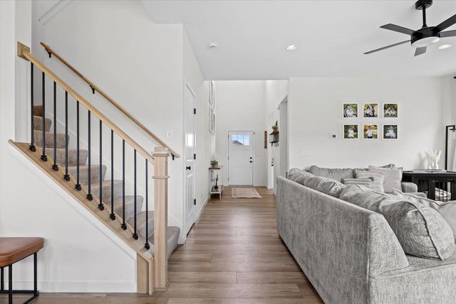 2906 Yahara DRIVE, Summit, WI 53066