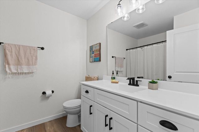 2906 Yahara DRIVE, Summit, WI 53066