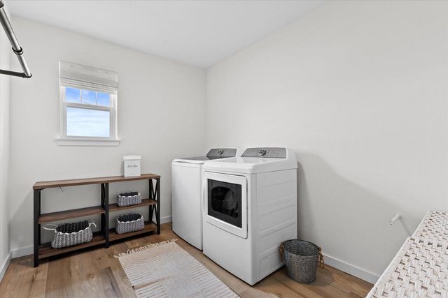 2906 Yahara DRIVE, Summit, WI 53066