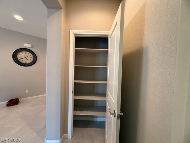 5290 East La Campana Drive, Pahrump, NV 89061