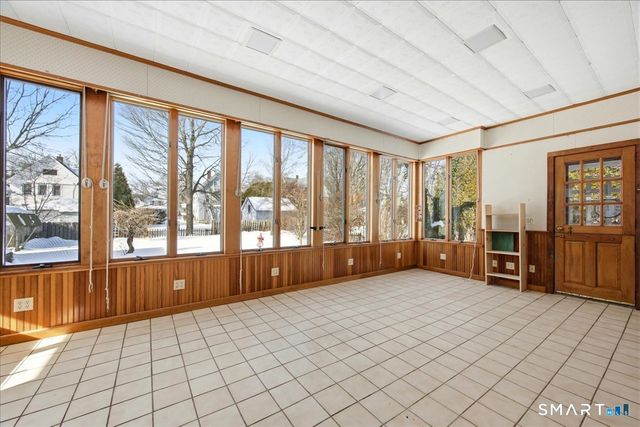 15 Moss Street, Stonington, CT 06379