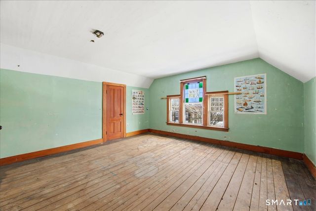 15 Moss Street, Stonington, CT 06379