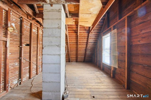 15 Moss Street, Stonington, CT 06379