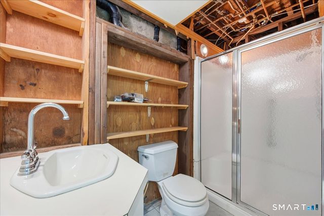 15 Moss Street, Stonington, CT 06379