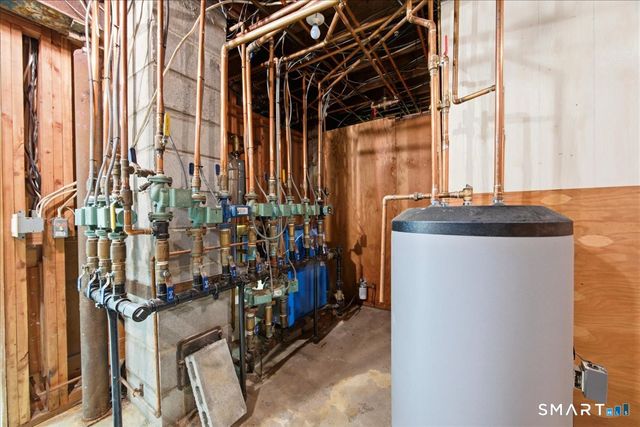 15 Moss Street, Stonington, CT 06379