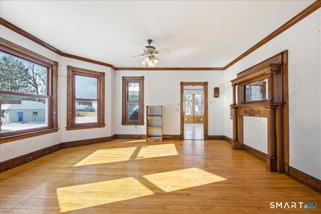 15 Moss Street, Stonington, CT 06379