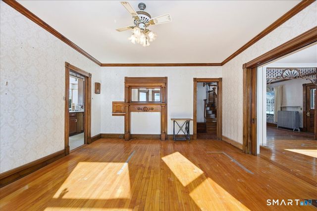 15 Moss Street, Stonington, CT 06379