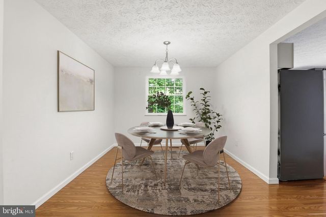 15247 LOUIS MILL DR, Chantilly, VA 20151