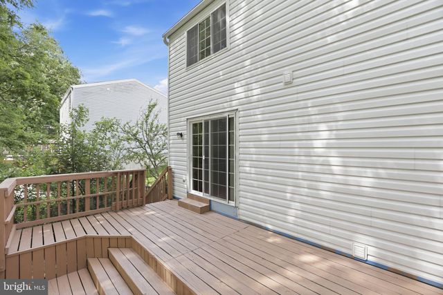 15247 LOUIS MILL DR, Chantilly, VA 20151