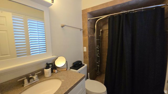 5549 S APPLEVALE DR, Murray, UT 84123