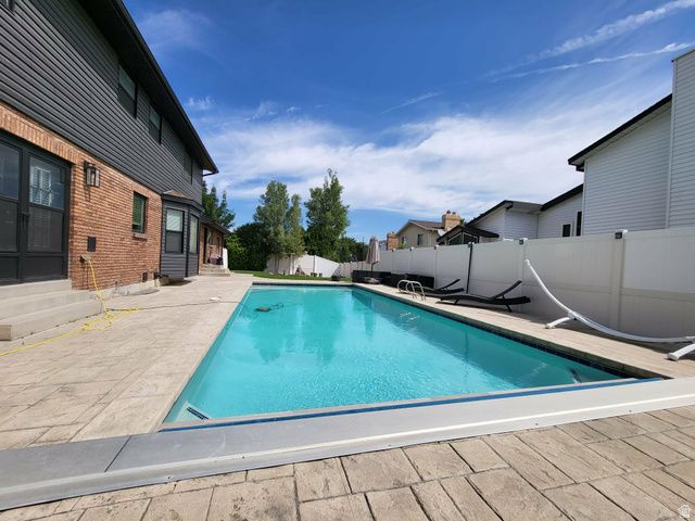 5549 S APPLEVALE DR, Murray, UT 84123