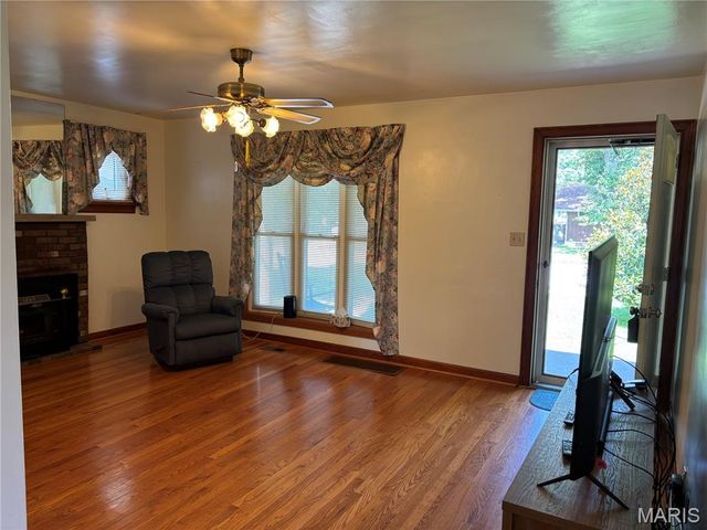 535 5th Street, Wood River, IL 62095