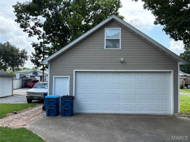 535 5th Street, Wood River, IL 62095