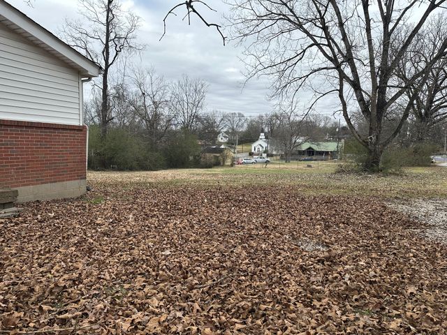 394 Moores Cir, Kingston Springs, TN 37082