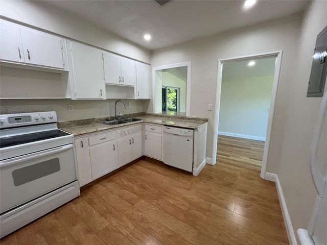 1636 NE 18th St, Fort Lauderdale, FL 33305