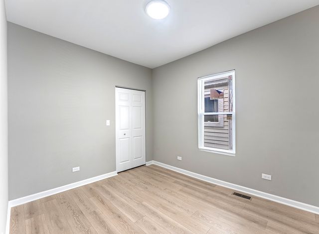 2733 W 38th Street, Chicago, IL 60632