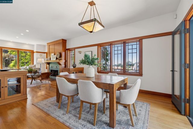 4908 Cochrane Ave, Oakland, CA 94618