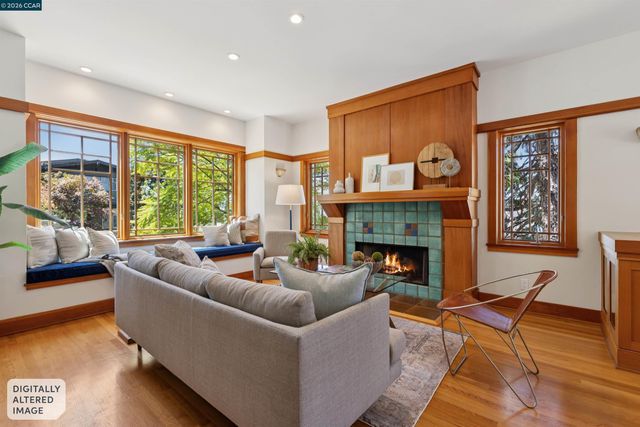 4908 Cochrane Ave, Oakland, CA 94618