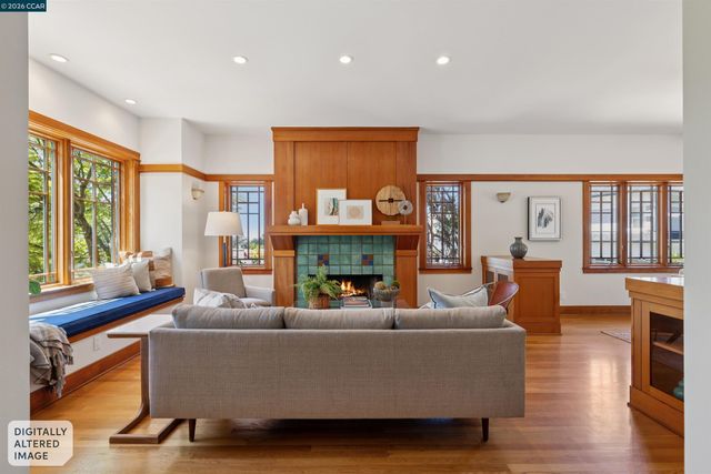 4908 Cochrane Ave, Oakland, CA 94618