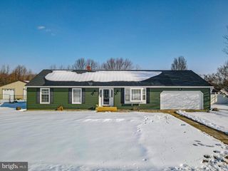 24 LENAPE DR, Pennsville, NJ 08070