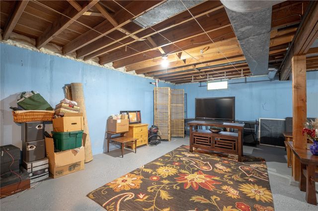 2265 11th Ave, Marion, IA 52302