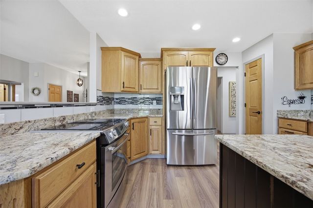 407 Wildflower Drive, Fairfax, IA 52228