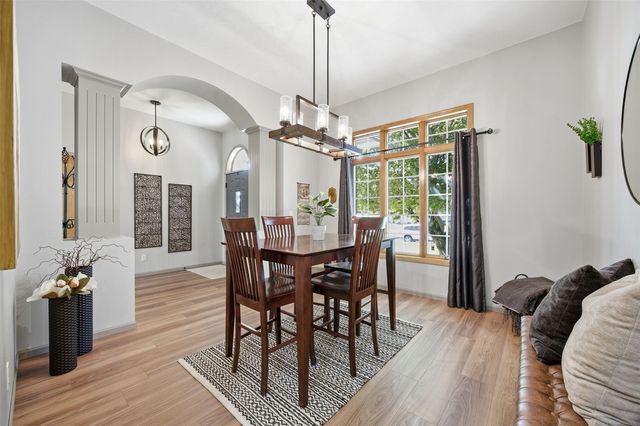 407 Wildflower Drive, Fairfax, IA 52228